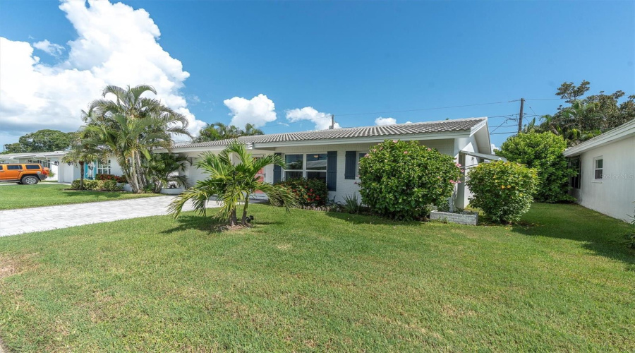 Pinellas Park, Florida 33782, 2 Bedroom Bedrooms, ,1 Bathroombathrooms,Residential,For Sale,98Th,0,Mfrtb8514191