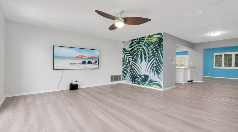 Pinellas Park, Florida 33782, 2 Bedroom Bedrooms, ,1 Bathroombathrooms,Residential,For Sale,98Th,0,Mfrtb8514191