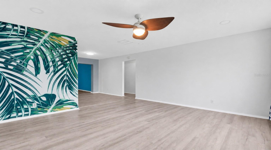 Pinellas Park, Florida 33782, 2 Bedroom Bedrooms, ,1 Bathroombathrooms,Residential,For Sale,98Th,0,Mfrtb8514191