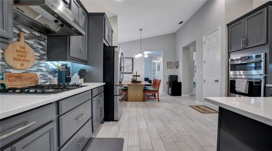 Kitchen Pic 4