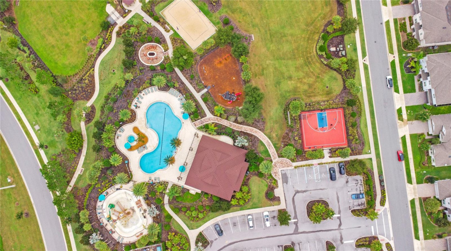 Aerial View/ Community Amenities