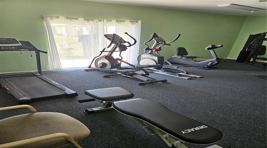 Sarasota, Florida 34237, 2 Bedroom Bedrooms, ,1 Bathroombathrooms,Residential,For Sale,Hidden Lake,0,Mfra4683649