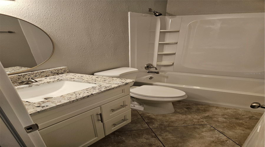 Sarasota, Florida 34237, 2 Bedroom Bedrooms, ,1 Bathroombathrooms,Residential,For Sale,Hidden Lake,0,Mfra4683649