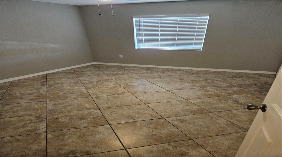 Sarasota, Florida 34237, 2 Bedroom Bedrooms, ,1 Bathroombathrooms,Residential,For Sale,Hidden Lake,0,Mfra4683649