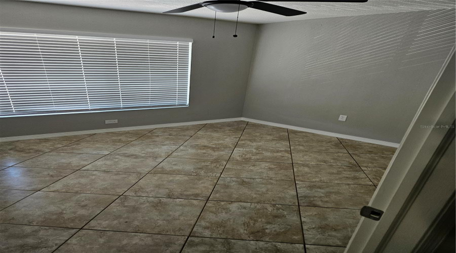 Sarasota, Florida 34237, 2 Bedroom Bedrooms, ,1 Bathroombathrooms,Residential,For Sale,Hidden Lake,0,Mfra4683649