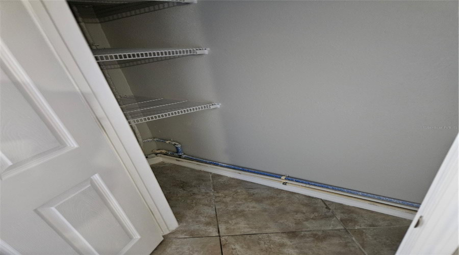 Sarasota, Florida 34237, 2 Bedroom Bedrooms, ,1 Bathroombathrooms,Residential,For Sale,Hidden Lake,0,Mfra4683649