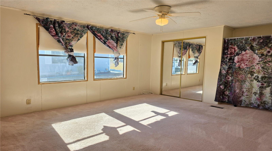 Brooksville, Florida 34613, 2 Bedroom Bedrooms, ,1 Bathroombathrooms,Residential,For Sale,Eastern Circle,0,Mfrw7885689