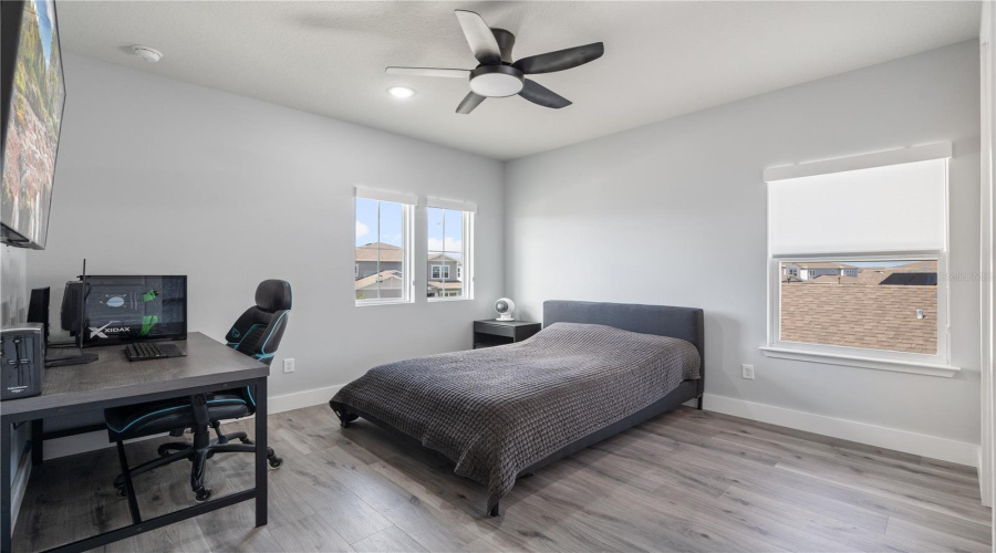 Orlando, Florida 32827, 5 Bedroom Bedrooms, ,4 Bathroombathrooms,Residential,For Sale,Panama Beach,0,Mfro6385912