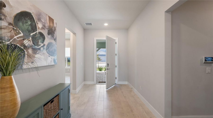Orlando, Florida 32827, 5 Bedroom Bedrooms, ,4 Bathroombathrooms,Residential,For Sale,Panama Beach,0,Mfro6385912