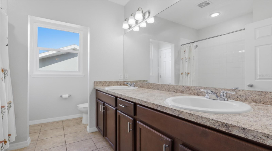 Wesley Chapel, Florida 33545, 4 Bedroom Bedrooms, ,2 Bathroombathrooms,Residential,For Sale,Harmony Oaks,0,Mfrtb8512949