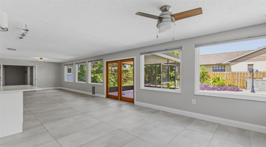 Longwood, Florida 32779, 4 Bedroom Bedrooms, ,2 Bathroombathrooms,Residential,For Sale,Needles,0,Mfro6417026