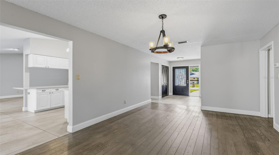 Longwood, Florida 32779, 4 Bedroom Bedrooms, ,2 Bathroombathrooms,Residential,For Sale,Needles,0,Mfro6417026