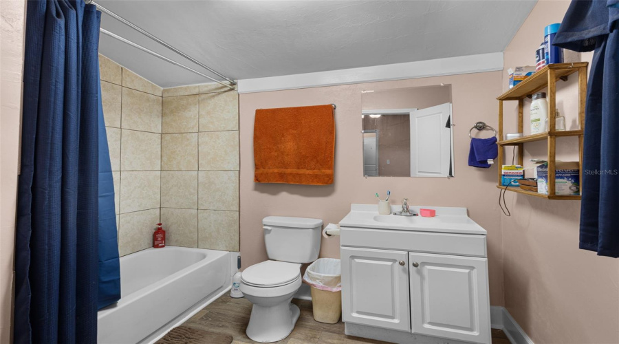 Trenton, Florida 32693, 2 Bedroom Bedrooms, ,1 Bathroombathrooms,Residential,For Sale,3Rd,0,Mfrgc542780