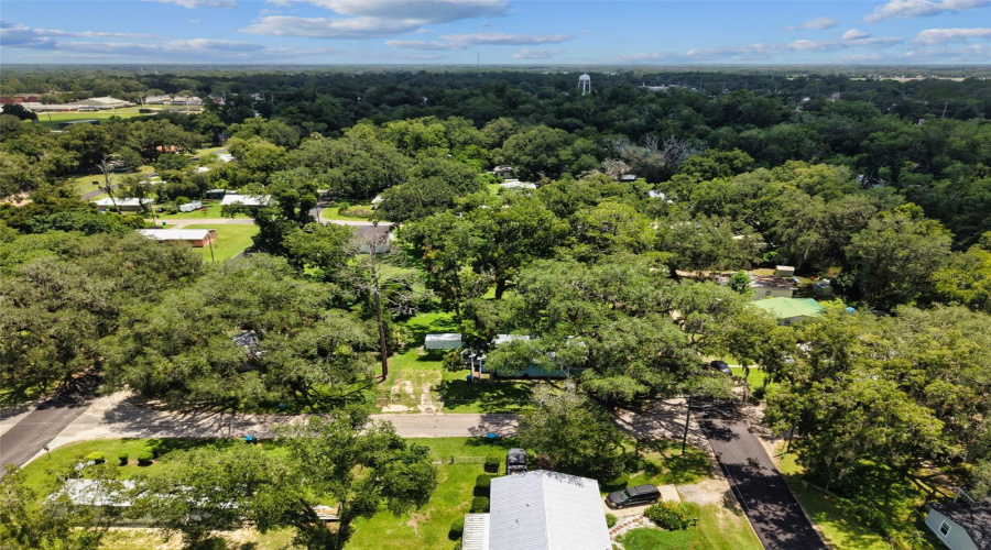 Trenton, Florida 32693, 2 Bedroom Bedrooms, ,1 Bathroombathrooms,Residential,For Sale,3Rd,0,Mfrgc542780
