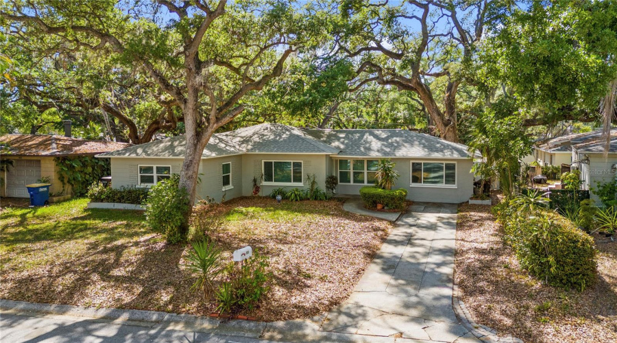 Clearwater, Florida 33756, 4 Bedroom Bedrooms, ,2 Bathroombathrooms,Residential,For Sale,Evergreen,0,Mfrtb8495428