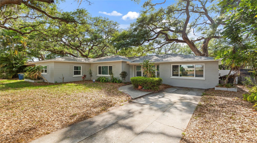 Clearwater, Florida 33756, 4 Bedroom Bedrooms, ,2 Bathroombathrooms,Residential,For Sale,Evergreen,0,Mfrtb8495428