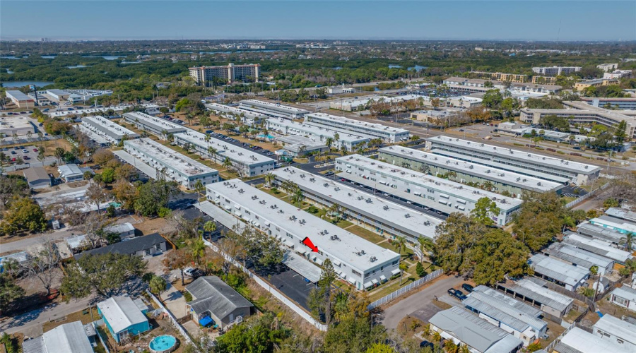 Convenient Location Close To Shopping And Beaches