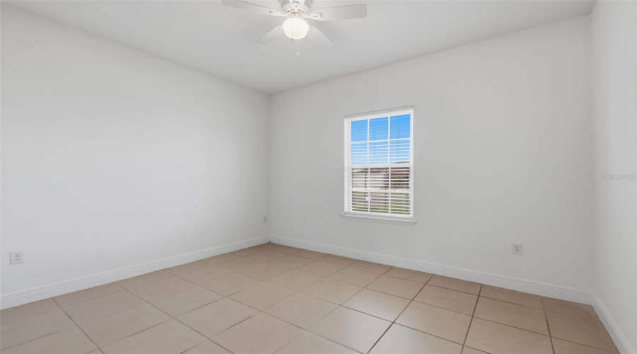 Poinciana, Florida 34759, 4 Bedroom Bedrooms, ,2 Bathroombathrooms,Residential,For Sale,Begonia,0,Mfro6428429