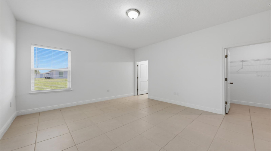 Poinciana, Florida 34759, 4 Bedroom Bedrooms, ,2 Bathroombathrooms,Residential,For Sale,Begonia,0,Mfro6428429