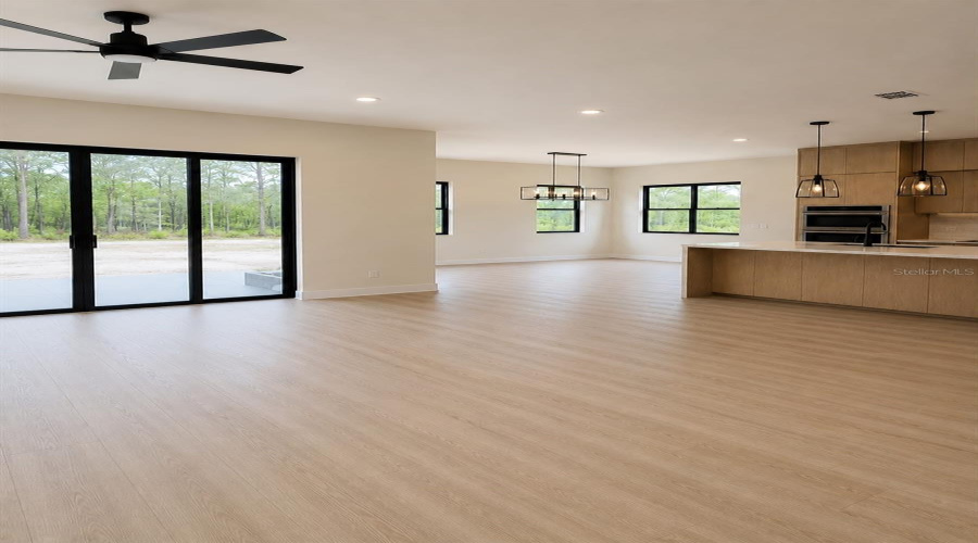 Orlando, Florida 32833, 4 Bedroom Bedrooms, ,3 Bathroombathrooms,Residential,For Sale,Nutmeg St,0,Mfro6418768