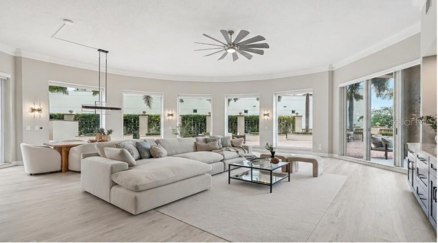 Spacious Great Room With A Lot Of Natural Light