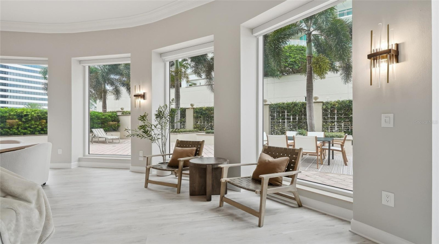St Petersburg, Florida 33701, 3 Bedroom Bedrooms, ,2 Bathroombathrooms,Residential,For Sale,Beach,0,Mfrtb8512252