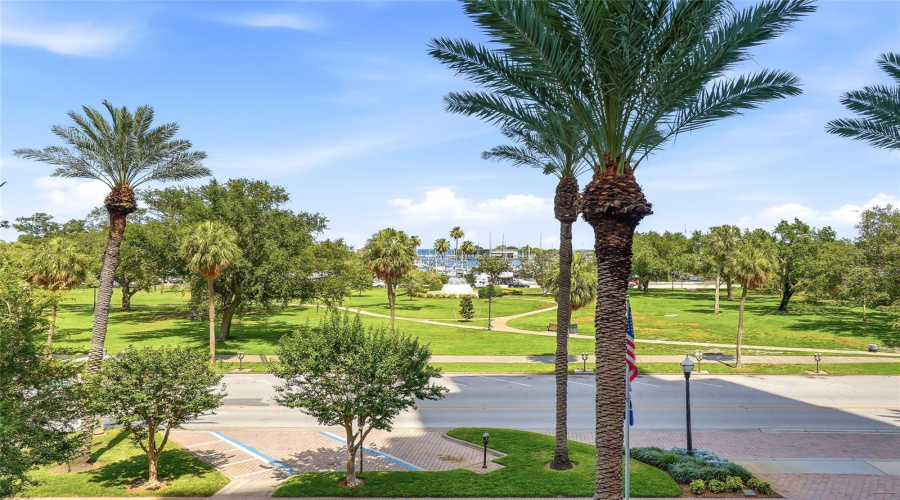 St Petersburg, Florida 33701, 3 Bedroom Bedrooms, ,2 Bathroombathrooms,Residential,For Sale,Beach,0,Mfrtb8512252