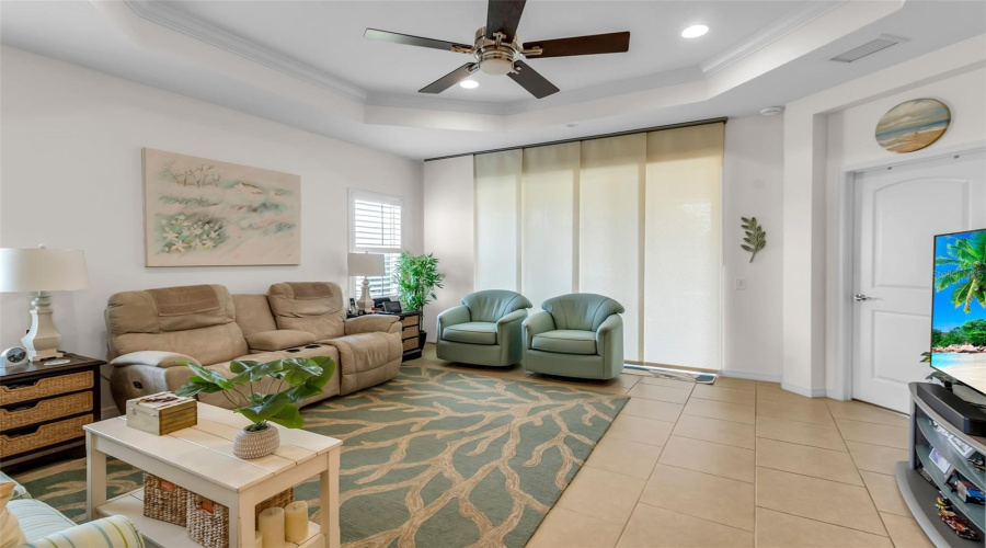 Bradenton, Florida 34209, 2 Bedroom Bedrooms, ,2 Bathroombathrooms,Residential,For Sale,Vista Bella,0,Mfra4692192