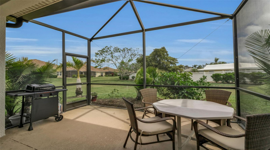 Bradenton, Florida 34209, 2 Bedroom Bedrooms, ,2 Bathroombathrooms,Residential,For Sale,Vista Bella,0,Mfra4692192