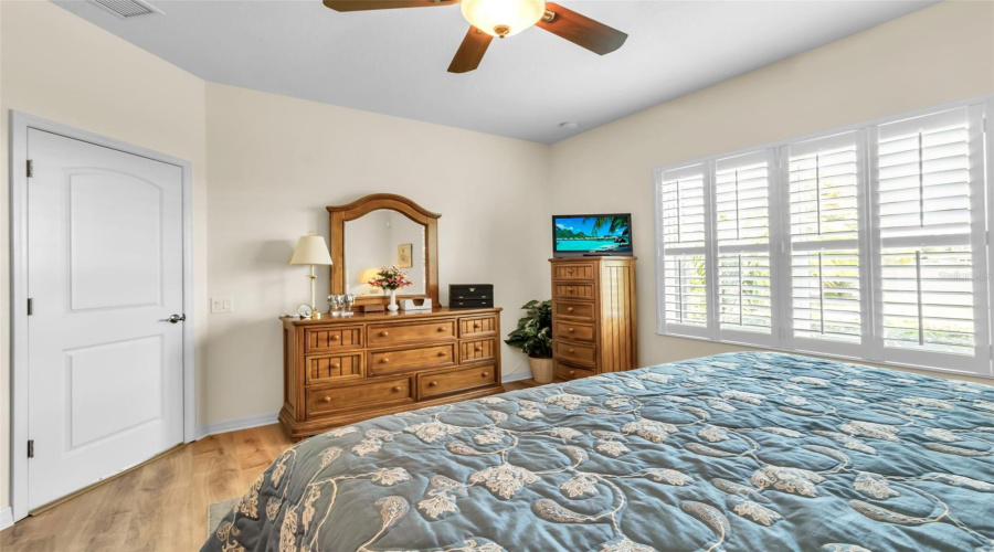 Bradenton, Florida 34209, 2 Bedroom Bedrooms, ,2 Bathroombathrooms,Residential,For Sale,Vista Bella,0,Mfra4692192