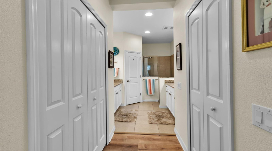 Bradenton, Florida 34209, 2 Bedroom Bedrooms, ,2 Bathroombathrooms,Residential,For Sale,Vista Bella,0,Mfra4692192