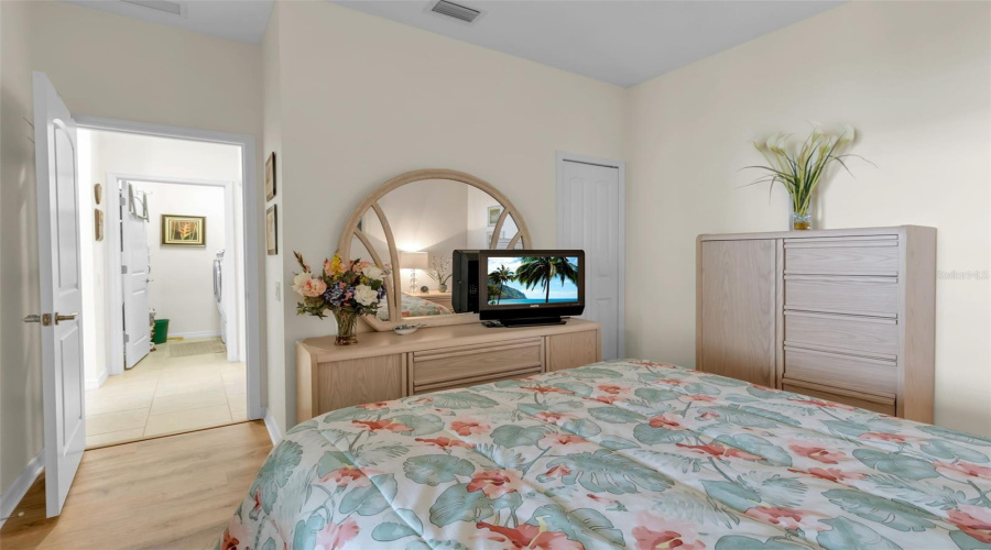 Bradenton, Florida 34209, 2 Bedroom Bedrooms, ,2 Bathroombathrooms,Residential,For Sale,Vista Bella,0,Mfra4692192