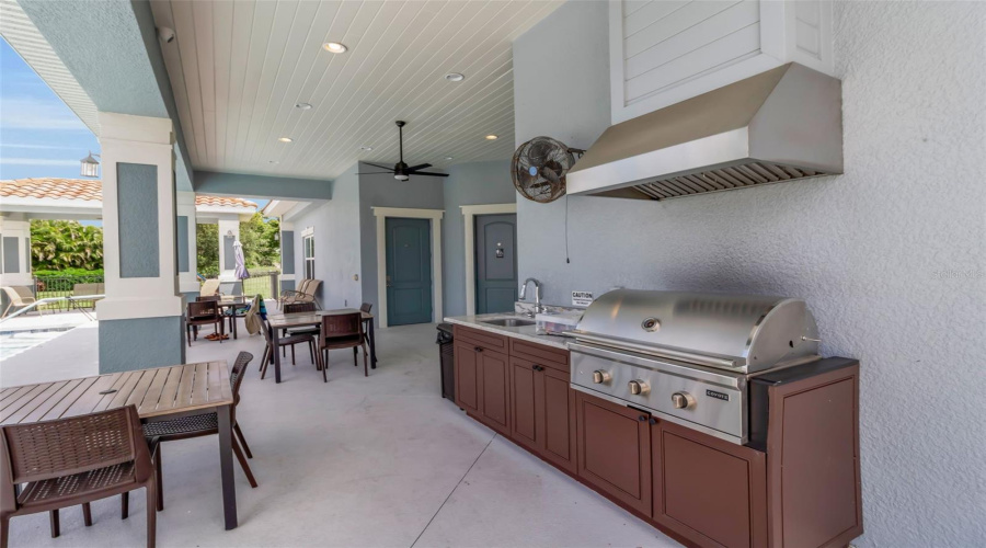 Bradenton, Florida 34209, 2 Bedroom Bedrooms, ,2 Bathroombathrooms,Residential,For Sale,Vista Bella,0,Mfra4692192