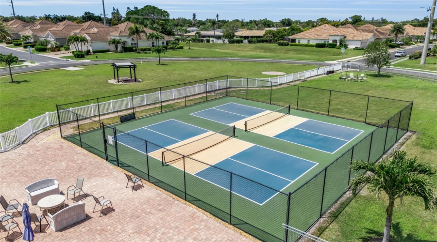 Bradenton, Florida 34209, 2 Bedroom Bedrooms, ,2 Bathroombathrooms,Residential,For Sale,Vista Bella,0,Mfra4692192
