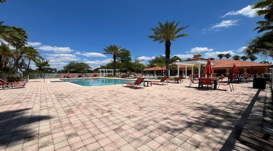 Orlando, Florida 32811, 1 Bedroom Bedrooms, ,1 Bathroombathrooms,Residential,For Sale,Vineland,0,Mfro6407249
