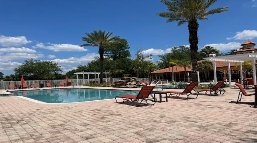 Orlando, Florida 32811, 1 Bedroom Bedrooms, ,1 Bathroombathrooms,Residential,For Sale,Vineland,0,Mfro6407249