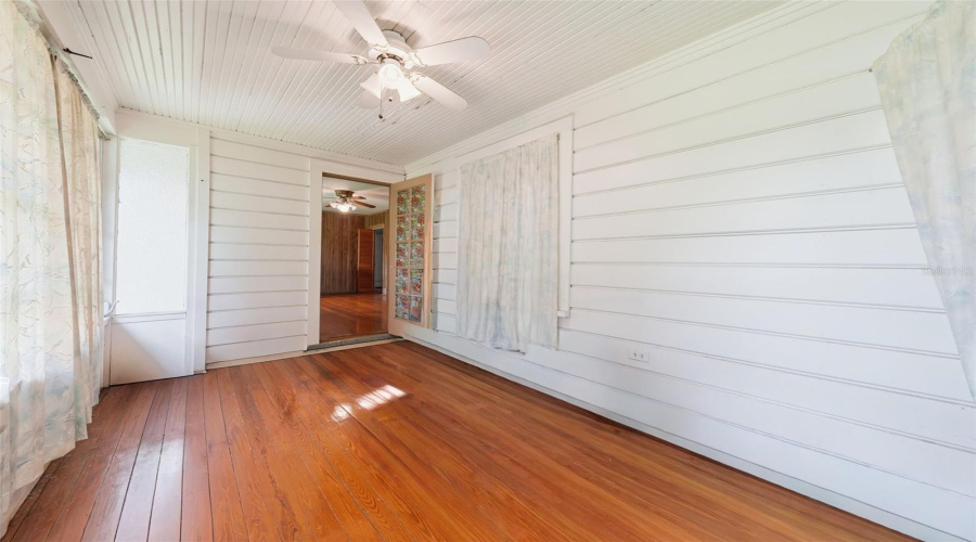 Ocala, Florida 34471, 3 Bedroom Bedrooms, ,1 Bathroombathrooms,Residential,For Sale,Lake Weir,0,Mfrg5115849