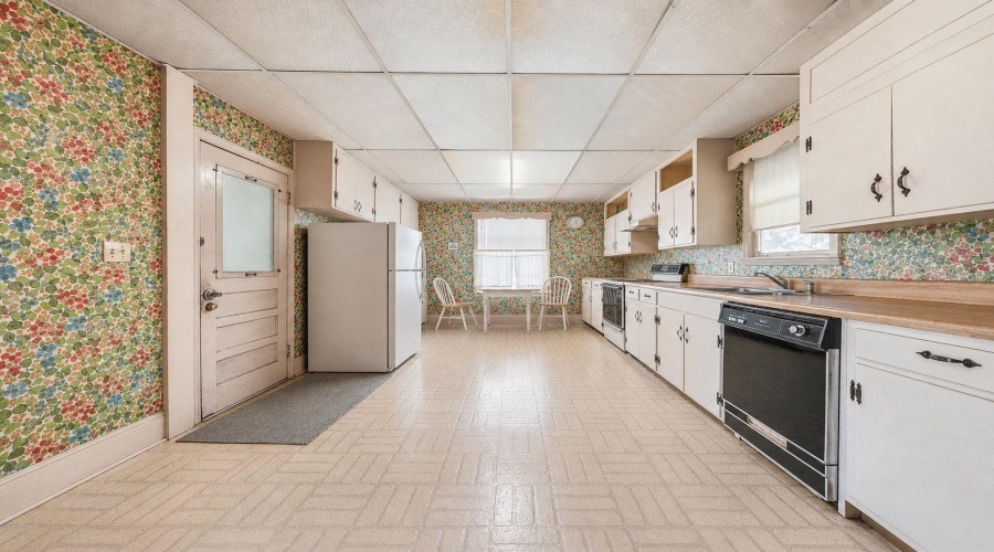 Ocala, Florida 34471, 3 Bedroom Bedrooms, ,1 Bathroombathrooms,Residential,For Sale,Lake Weir,0,Mfrg5115849