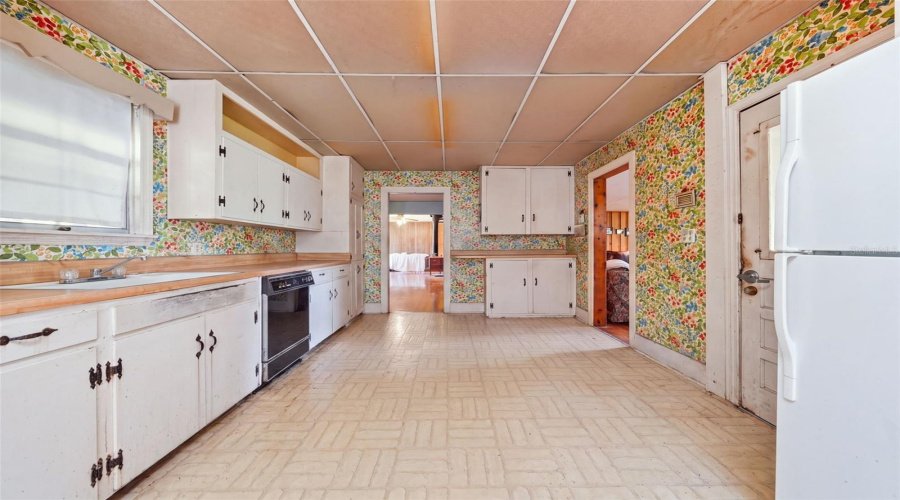 Ocala, Florida 34471, 3 Bedroom Bedrooms, ,1 Bathroombathrooms,Residential,For Sale,Lake Weir,0,Mfrg5115849