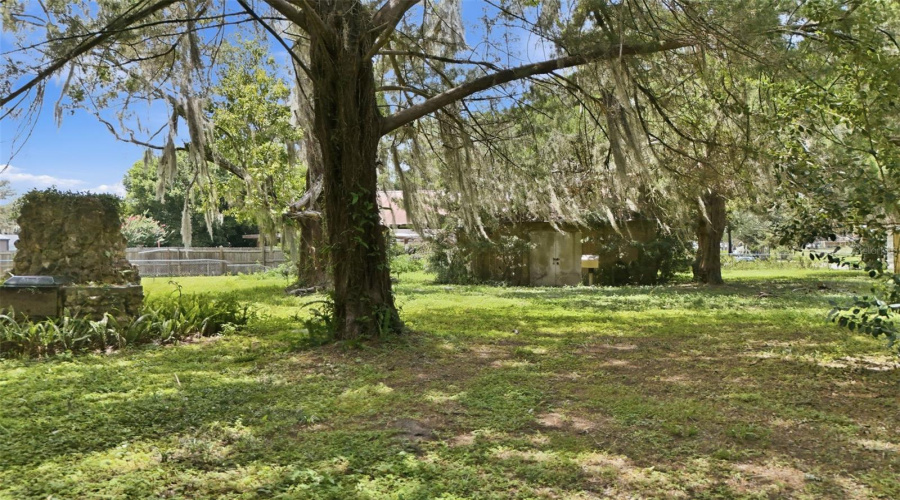 Ocala, Florida 34471, 3 Bedroom Bedrooms, ,1 Bathroombathrooms,Residential,For Sale,Lake Weir,0,Mfrg5115849