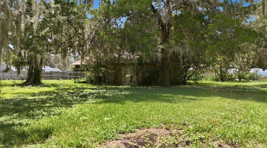 Ocala, Florida 34471, 3 Bedroom Bedrooms, ,1 Bathroombathrooms,Residential,For Sale,Lake Weir,0,Mfrg5115849
