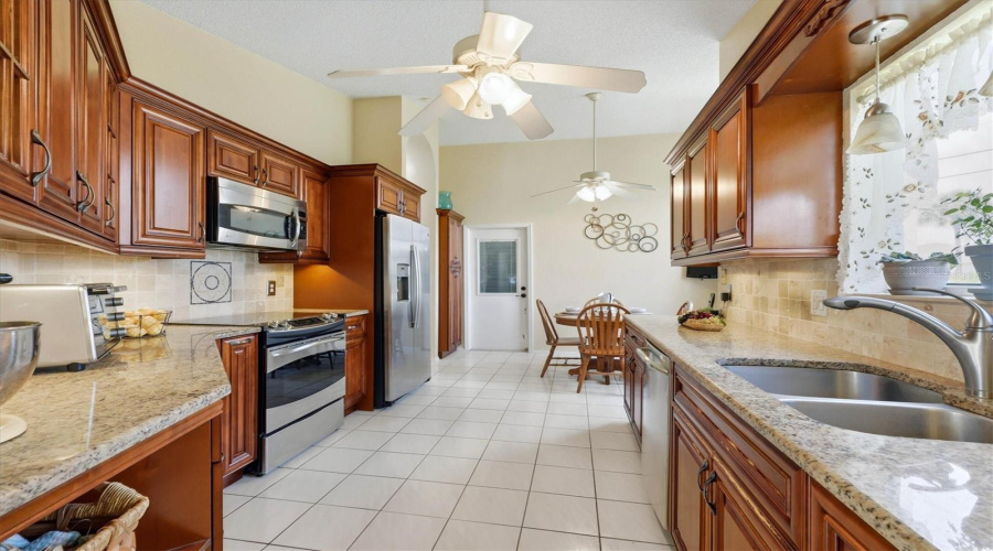 Port Charlotte, Florida 33981, 3 Bedroom Bedrooms, ,2 Bathroombathrooms,Residential,For Sale,David,0,Mfrd6148242