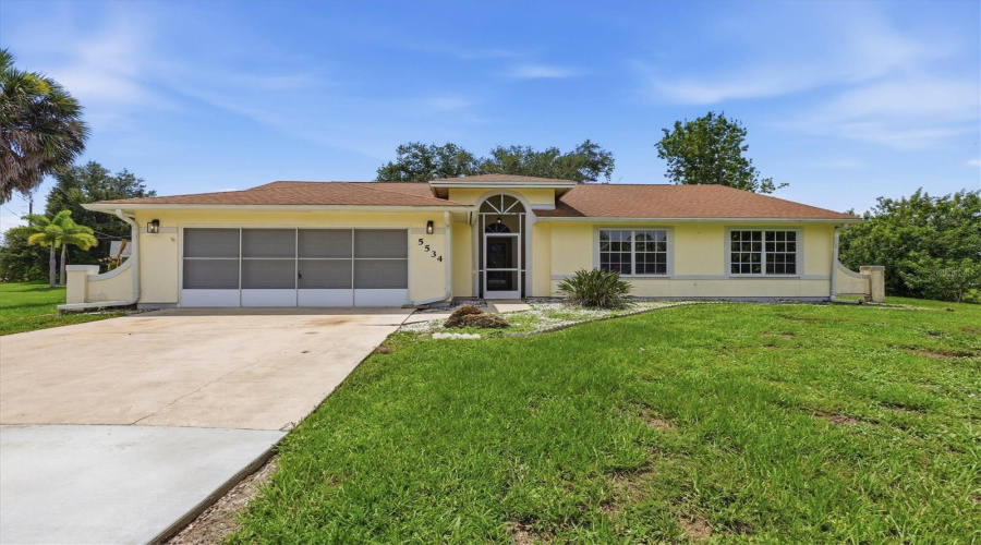 Port Charlotte, Florida 33981, 3 Bedroom Bedrooms, ,2 Bathroombathrooms,Residential,For Sale,David,0,Mfrd6148242