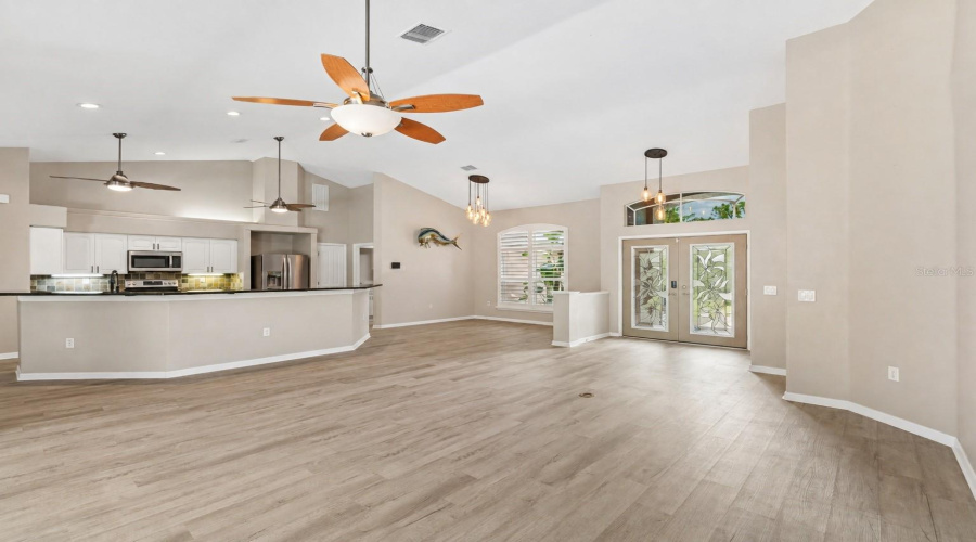 Weeki Wachee, Florida 34613, 3 Bedroom Bedrooms, ,3 Bathroombathrooms,Residential,For Sale,Nittany,0,Mfrw7888169