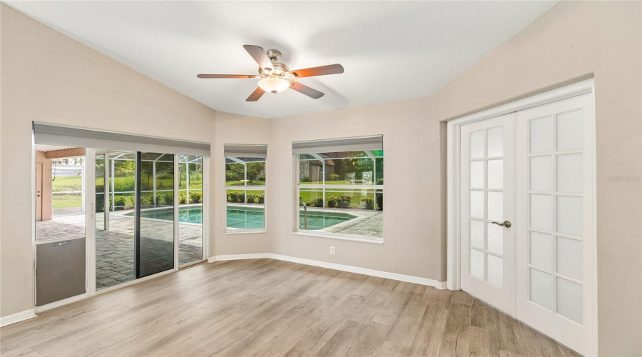 Weeki Wachee, Florida 34613, 3 Bedroom Bedrooms, ,3 Bathroombathrooms,Residential,For Sale,Nittany,0,Mfrw7888169