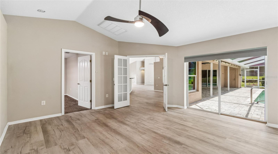 Weeki Wachee, Florida 34613, 3 Bedroom Bedrooms, ,3 Bathroombathrooms,Residential,For Sale,Nittany,0,Mfrw7888169