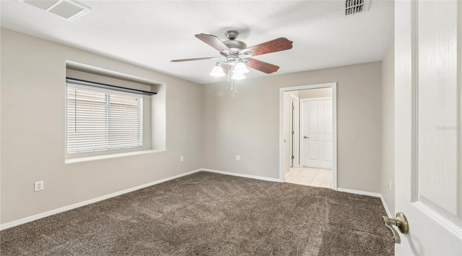 Weeki Wachee, Florida 34613, 3 Bedroom Bedrooms, ,3 Bathroombathrooms,Residential,For Sale,Nittany,0,Mfrw7888169