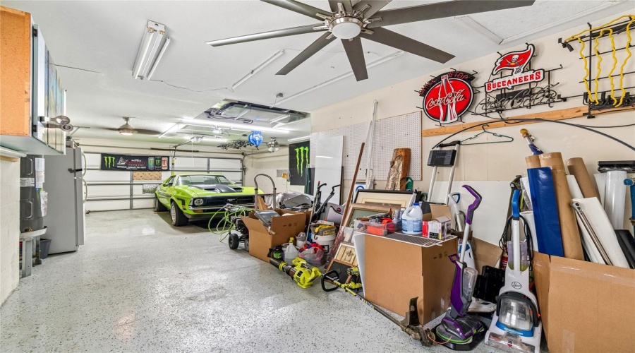 Weeki Wachee, Florida 34613, 3 Bedroom Bedrooms, ,3 Bathroombathrooms,Residential,For Sale,Nittany,0,Mfrw7888169