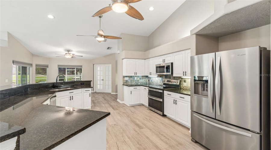 Weeki Wachee, Florida 34613, 3 Bedroom Bedrooms, ,3 Bathroombathrooms,Residential,For Sale,Nittany,0,Mfrw7888169