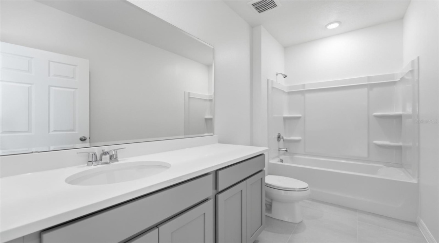 Hall Bath 2
